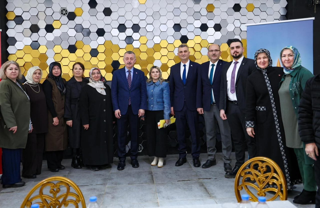 KOCAELİ BÜYÜKŞEHİR BELEDİYE BAŞKANI TAHİR BÜYÜKAKIN, KÜRESEL GELİŞMELER İLE TÜRKİYE’NİN YENİ...