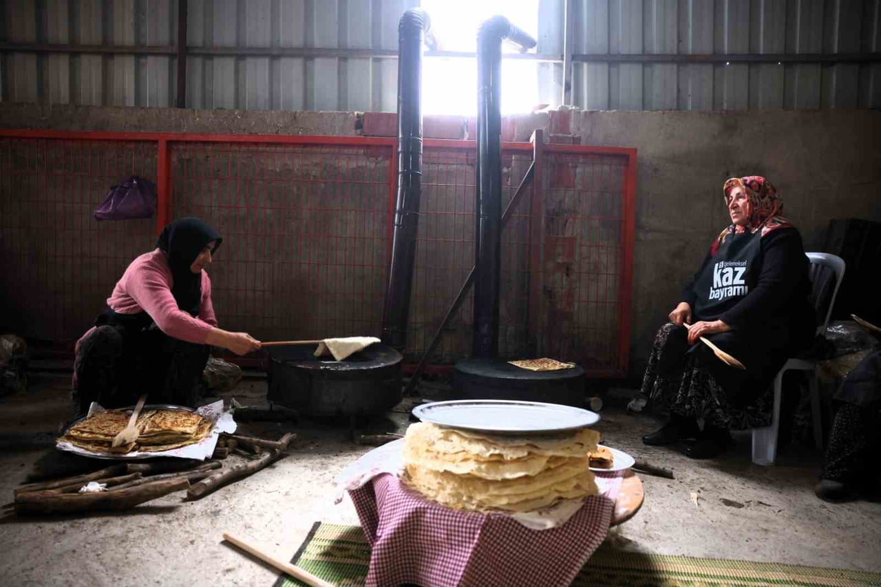 KOCAELİ BÜYÜKŞEHİR BELEDİYESİ'NİN KATKILARIYLA BU YIL 5'İNCİSİ DÜZENLENECEK KAZ BAYRAMI ÖNCESİNDE...