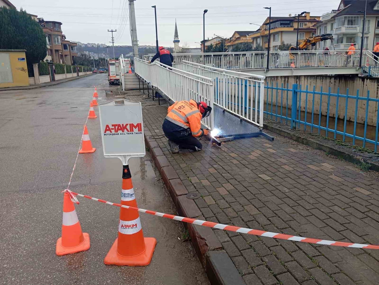 KOCAELİ BÜYÜKŞEHİR BELEDİYESİ A TAKIMI VE YOL BAKIM TİMİ EKİPLERİ, 2025 YILINDA KIRSAL MAHALLELER...