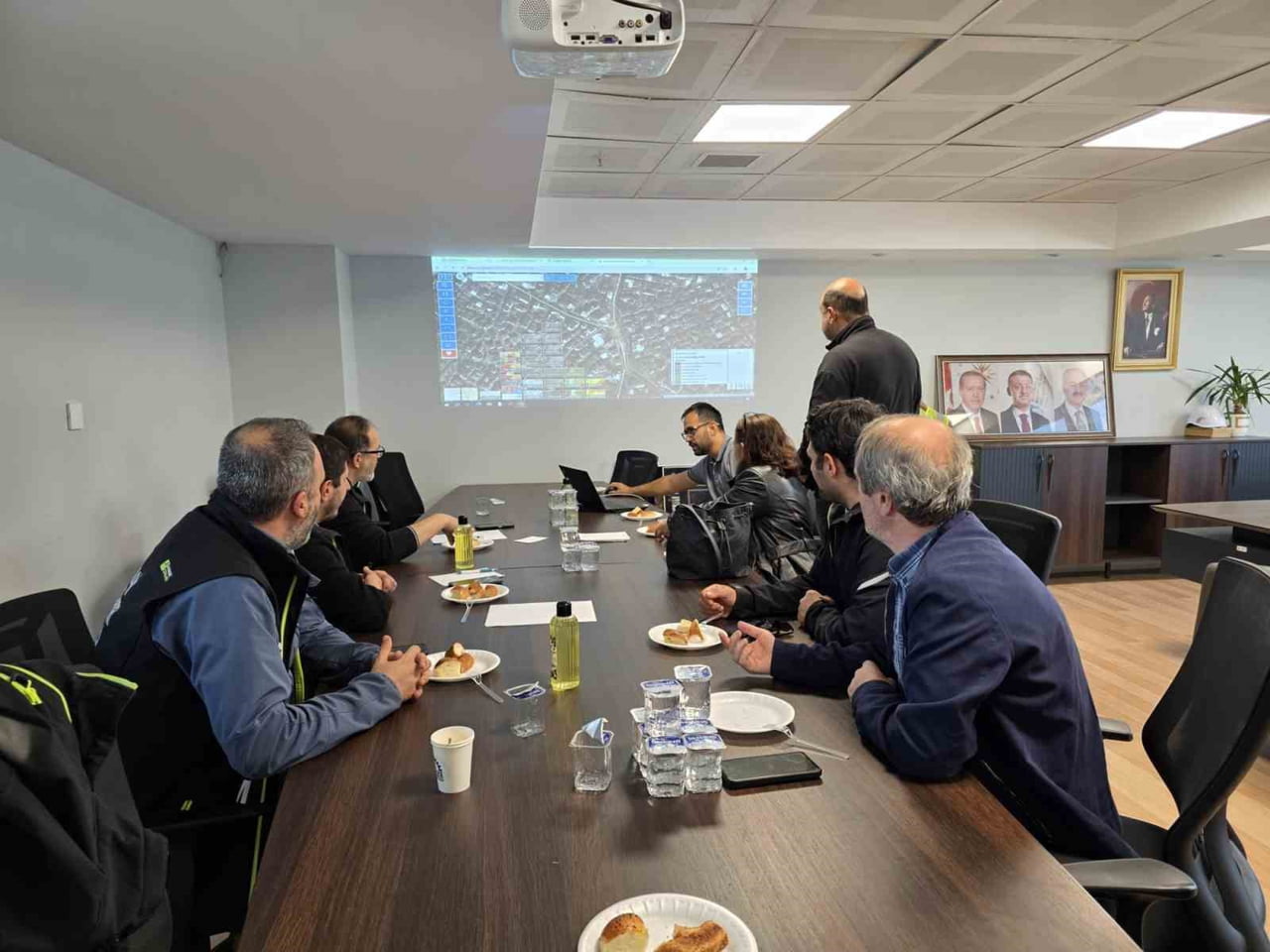 KOCAELİ BÜYÜKŞEHİR BELEDİYESİ, "ZEMİN VERİ BANKASI" PROJESİ KAPSAMINDA KENTİN ZEMİN YAPISINA...