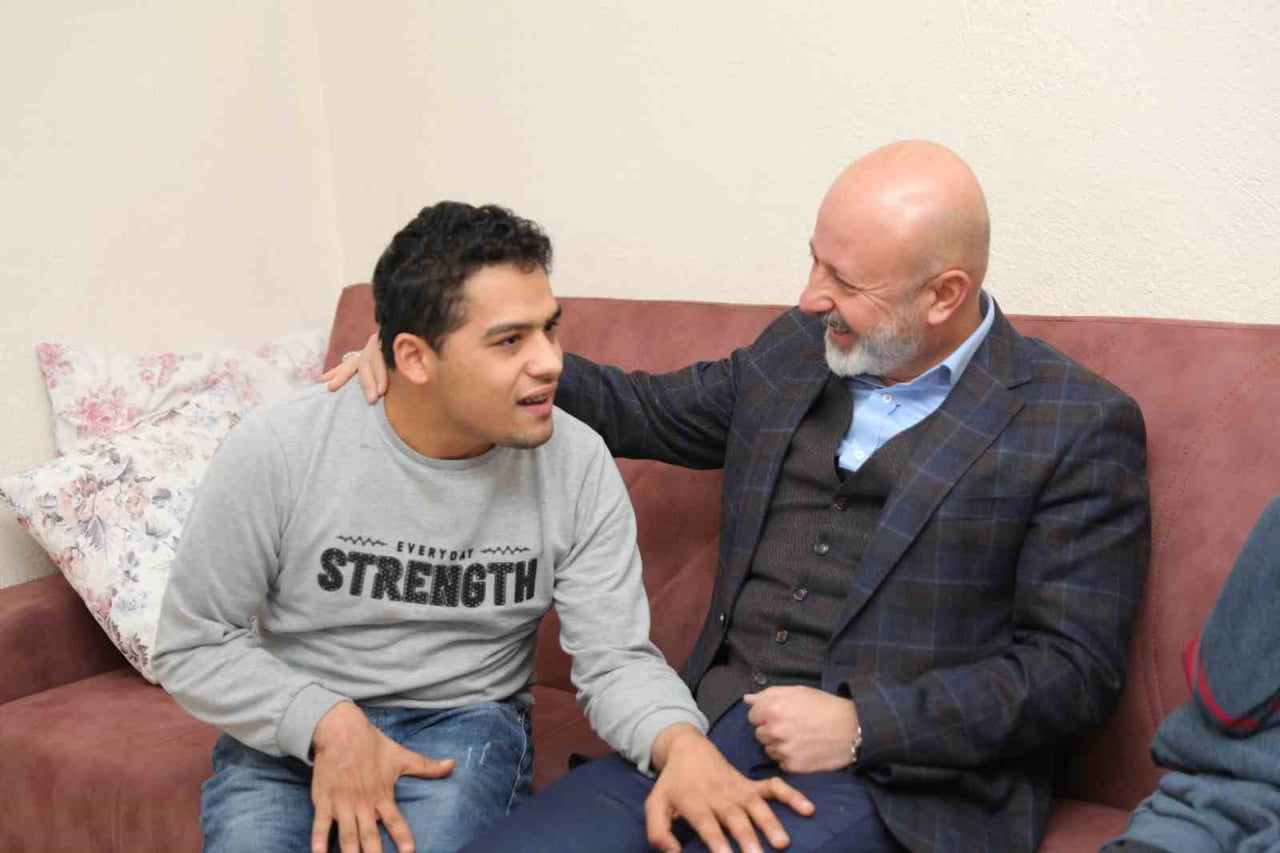 KOCASİNAN BELEDİYESİ; ENGELLİ BİREYLERİN GÜNLÜK YAŞAMLARINI KOLAYLAŞTIRMAK AMACIYLA HİZMETE...