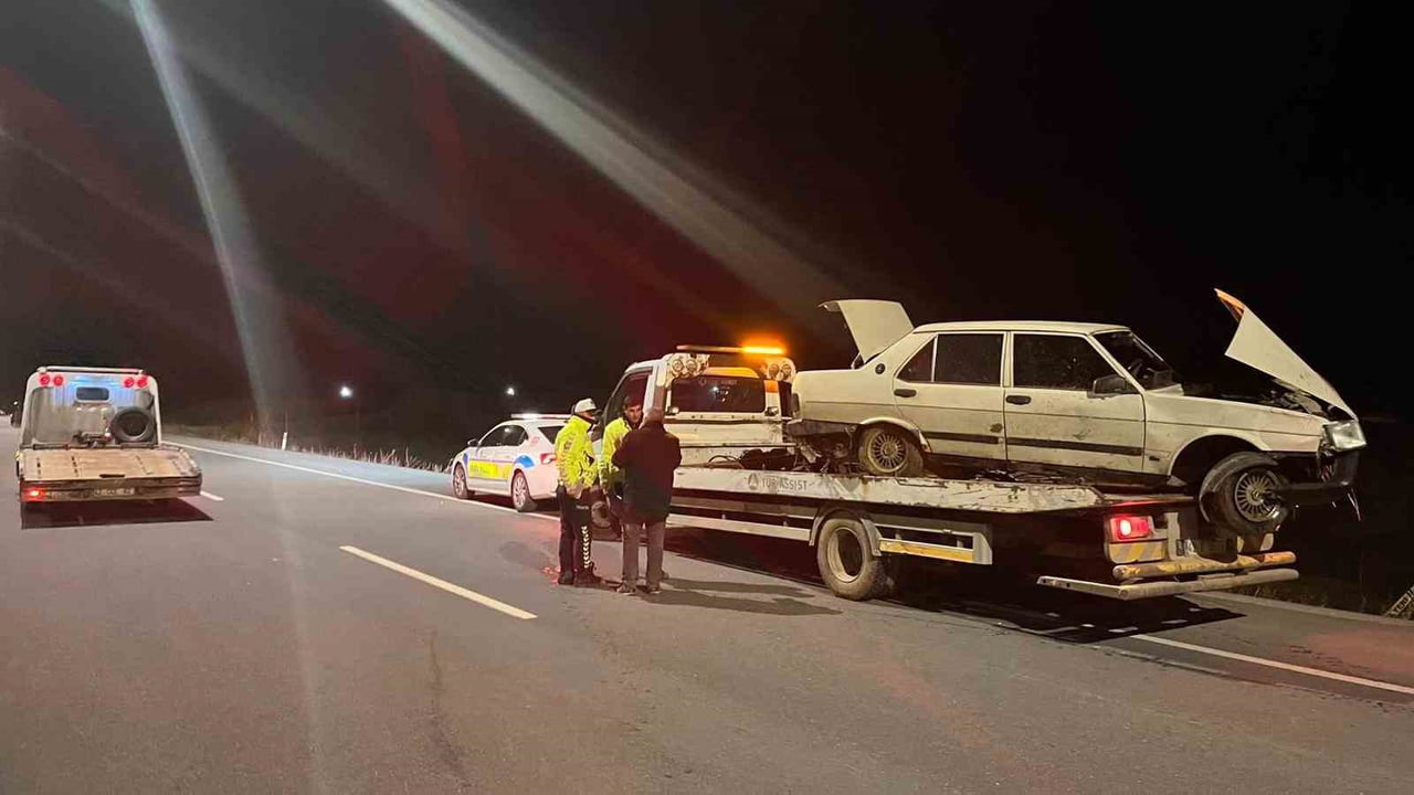 KONYA'NIN SEYDİŞEHİR İLÇESİNDE YOLA ÇIKAN DOMUZA ÇARPAN OTOMOBİLİN TAKLA ATMASI SONUCU MEYDANA...