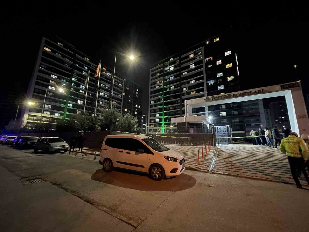 KONYA’DA 2 KİŞİNİN ÖLDÜĞÜ 1 KADININ AĞIR YARALANDIĞI OLAYDA HAYATINI KAYBEDENLERİN İSİMLERİ BELLİ...