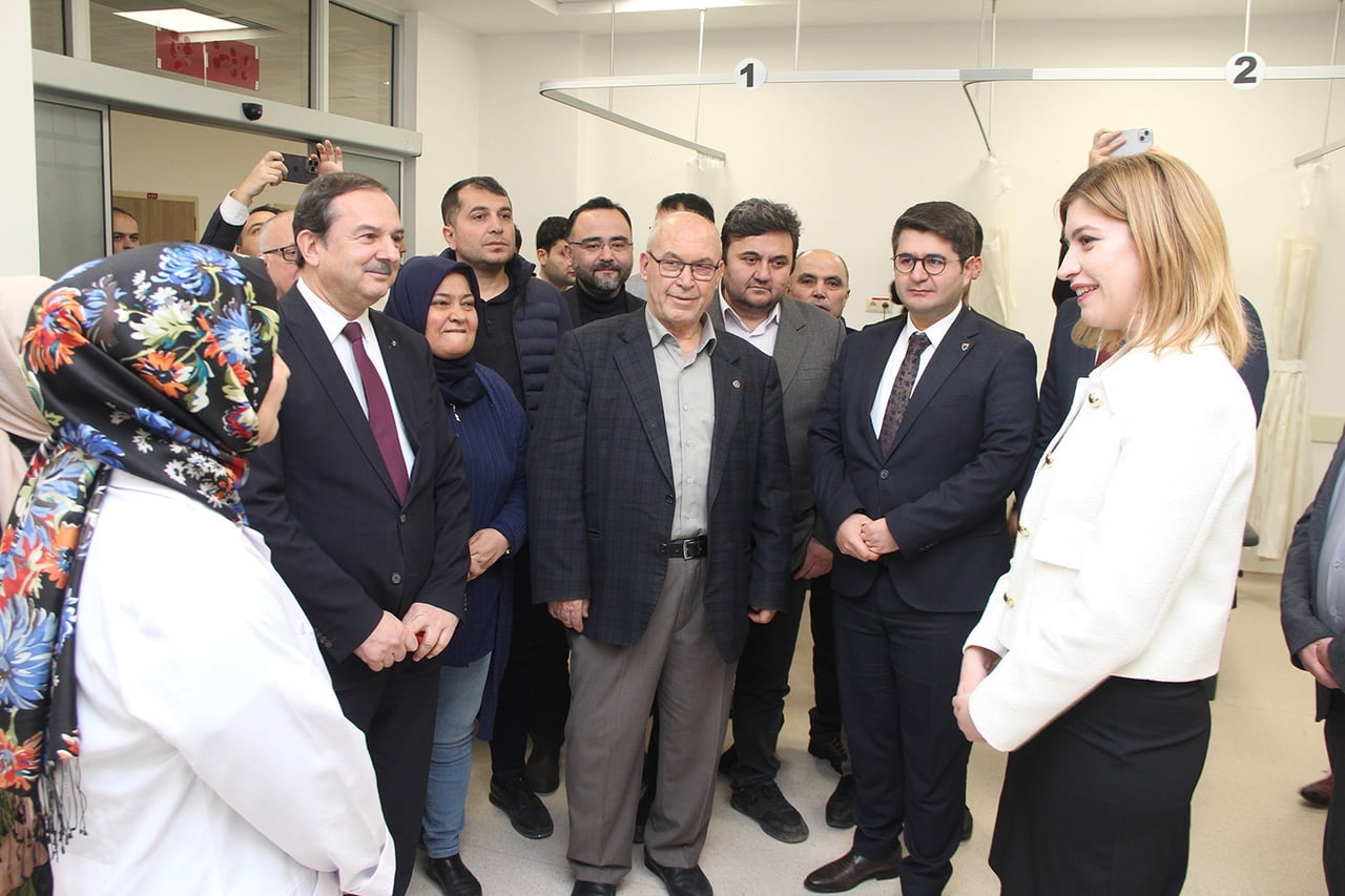 KULA DEVLET HASTANESİ BÜNYESİNDE, KULA ESNAF VE SANATKÂRLAR KREDİ KEFALET KOOPERATİFİ’NİN YAKLAŞIK...