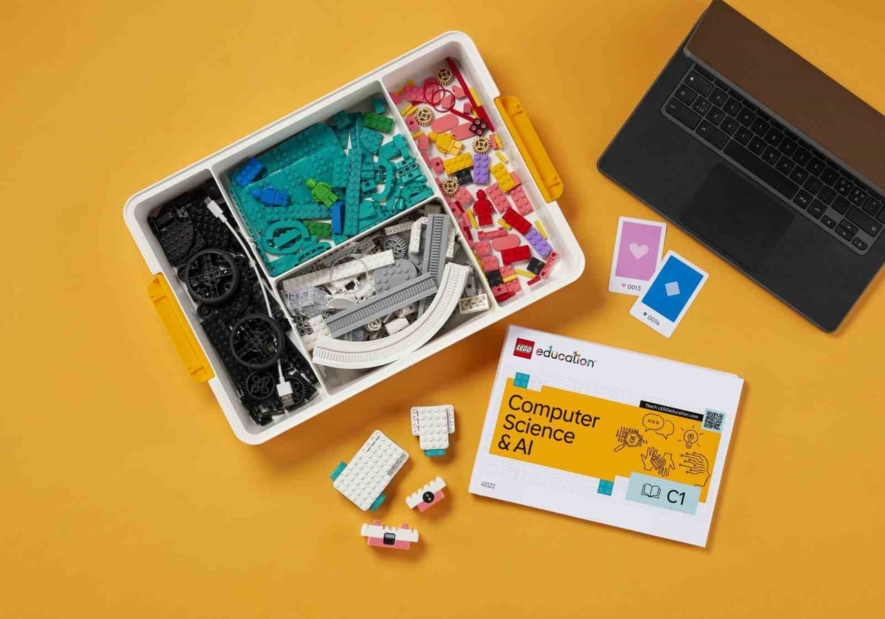 LEGO EDUCATİON, BİLGİSAYAR BİLİMİ VE YAPAY ZEKA İÇİN UYGULAMALI ÖĞRENME ÇÖZÜMÜNÜ...