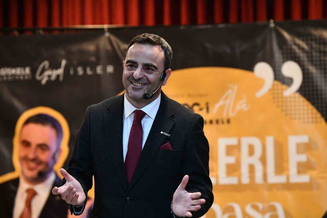 LİSE ÖĞRENCİLERİYLE BİR ARAYA GELEN BAŞİSKELE BELEDİYE BAŞKANI YASİN ÖZLÜ, "BİR GENÇ İÇİN...