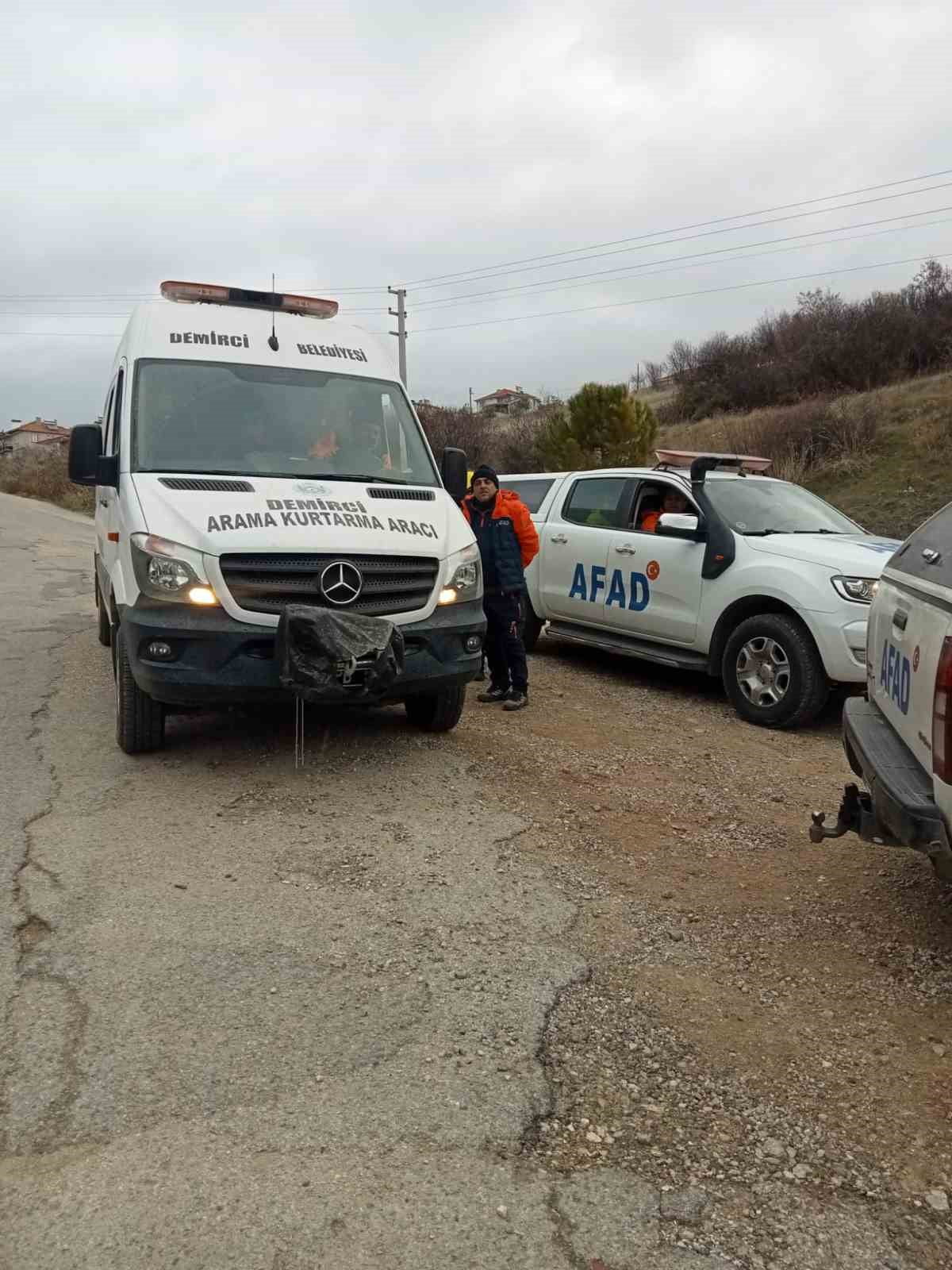 MANİSA’NIN DEMİRCİ İLÇESİNDE KAYIP OLARAK ARANAN 59 YAŞINDAKİ ŞERİFE ÇINAR’IN BULUNMASI İÇİN ARAMA...