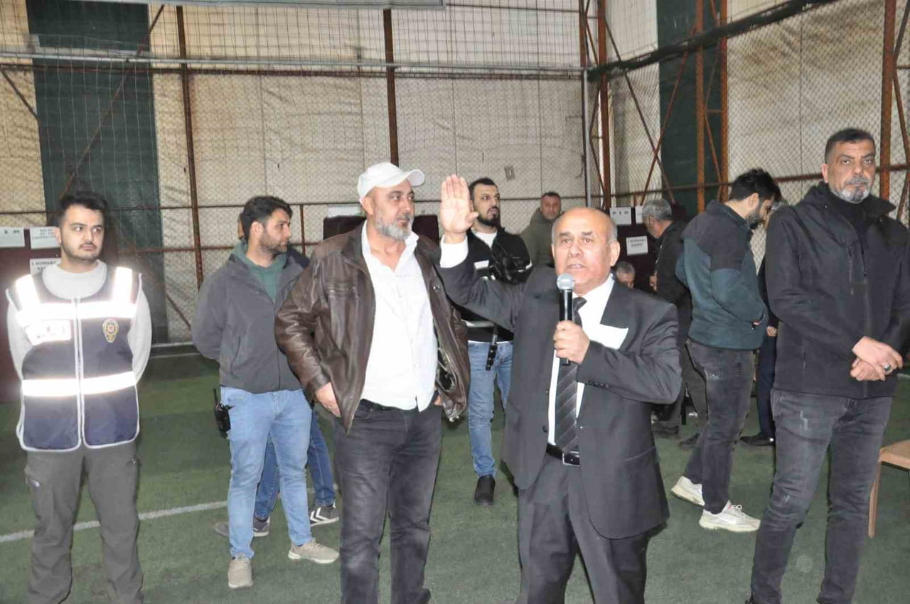 MANİSA’NIN SALİHLİ İLÇESİNDEKİ MADENİ EŞYA SANATKARLARI ESNAF ODASI'NDA MEVCUT BAŞKAN YÜKSEL...