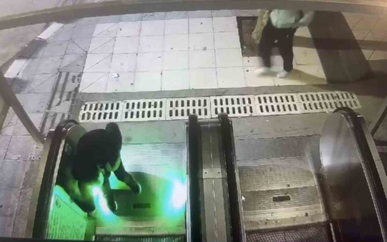 MANİSA’NIN YUNUSEMRE İLÇESİNDE BULUNAN YÜRÜYEN MERDİVENLERİN ARIZALANMASI ÜZERİNE İNCELEME...