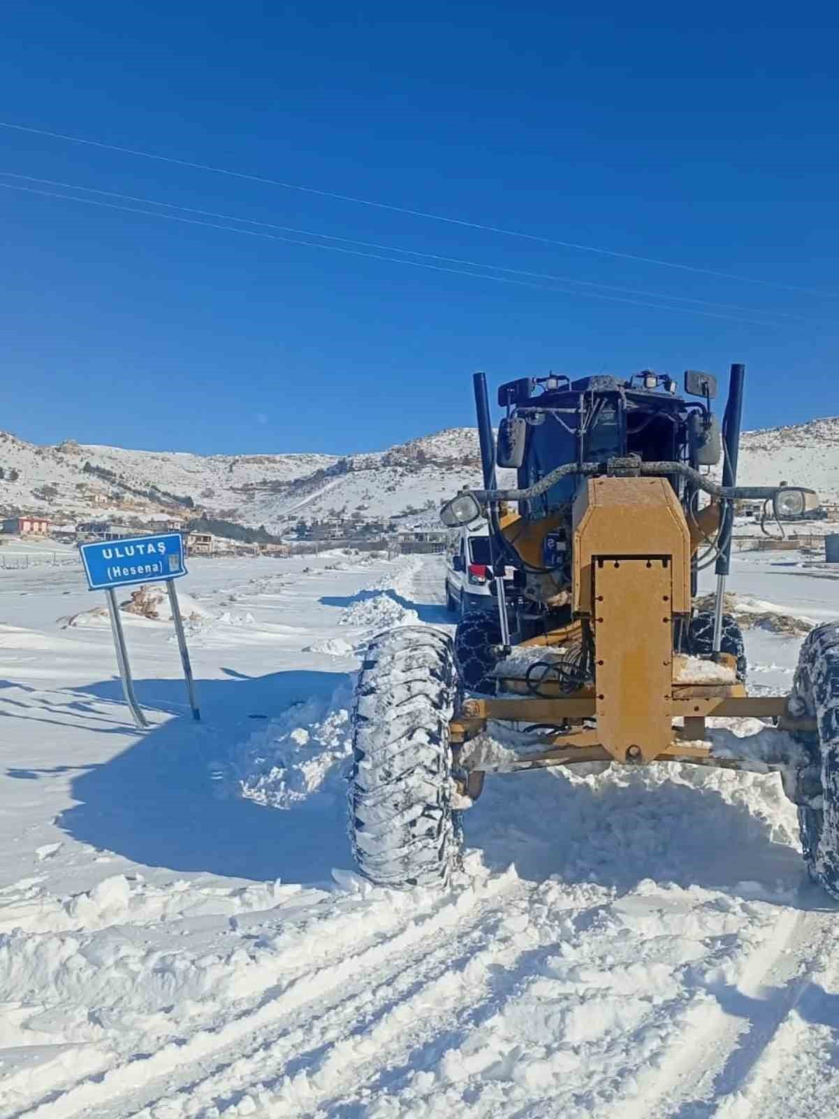 MARDİN BÜYÜKŞEHİR BELEDİYESİ’NDEN MAZIDAĞI’NDA KAR SEFERBERLİĞİ