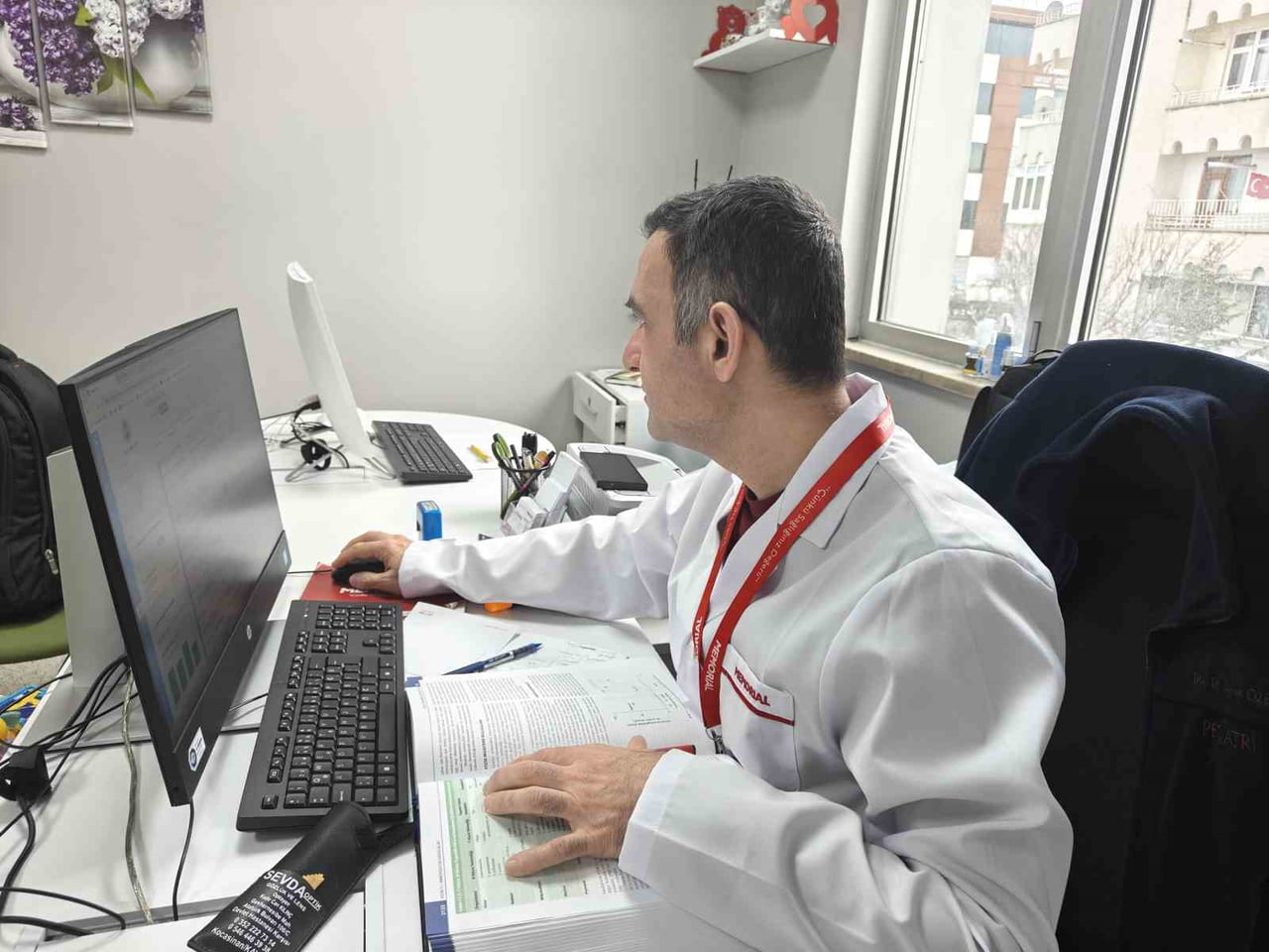 MEMORİAL KAYSERİ HASTANESİ ÇOCUK SAĞLIĞI VE HASTALIKLARI UZMANI DOÇ. DR. SAMET ÖZER, VİRÜSLERİN...