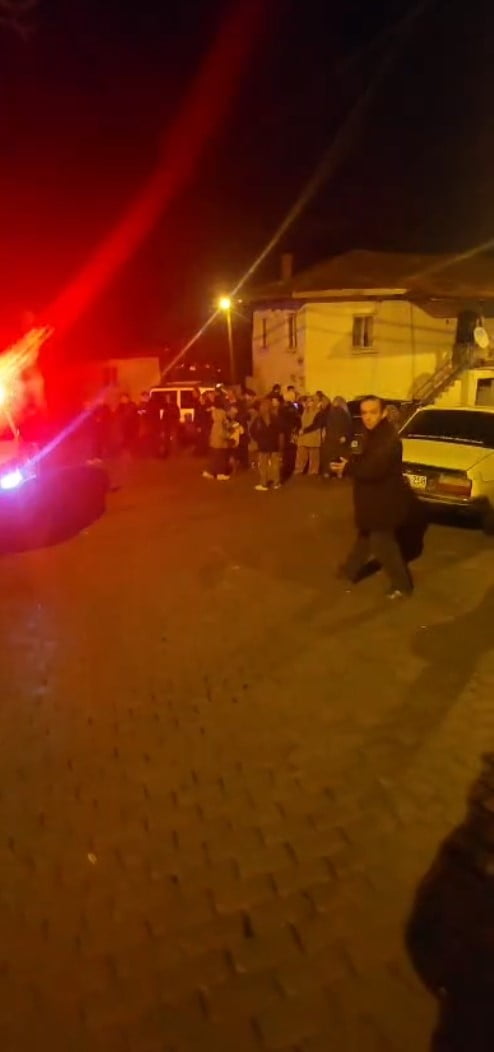 MERKEZ ÜSSÜ IŞIKLAR MAHALLESİ'NDE DEPREM TEDİRGİNLİĞİ