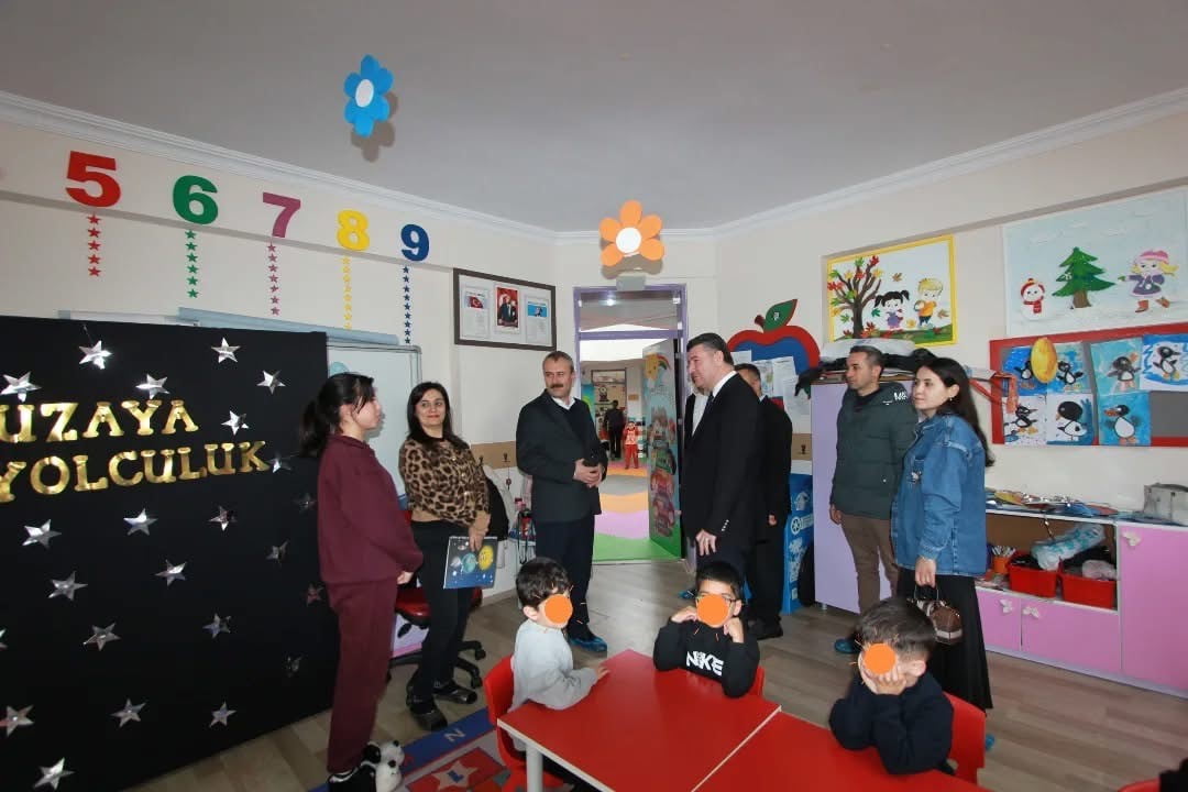 MERSİN’İN BOZYAZI İLÇESİNDE, RESMİ VE ÖZEL ANAOKULU MÜDÜRLERİNİN KATILIMIYLA 2025-2026 EĞİTİM...