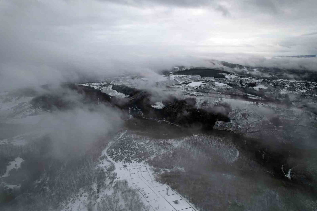 METEOROLOJİ GENEL MÜDÜRLÜĞÜ'NÜN UYARILARININ ARDINDAN SAKARYA'DA ETKİLİ OLAN KAR YAĞIŞIYLA...