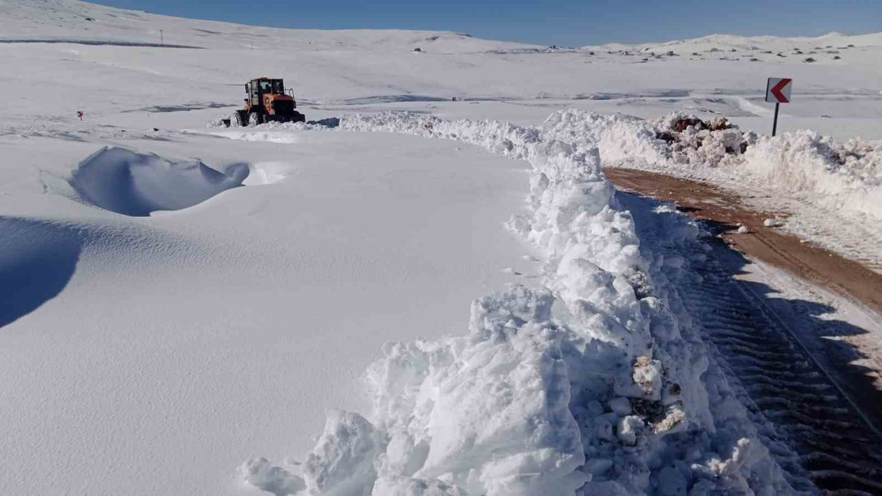 METEOROLOJİDEN BAYBURT İÇİN DON VE ÇIĞ UYARISI