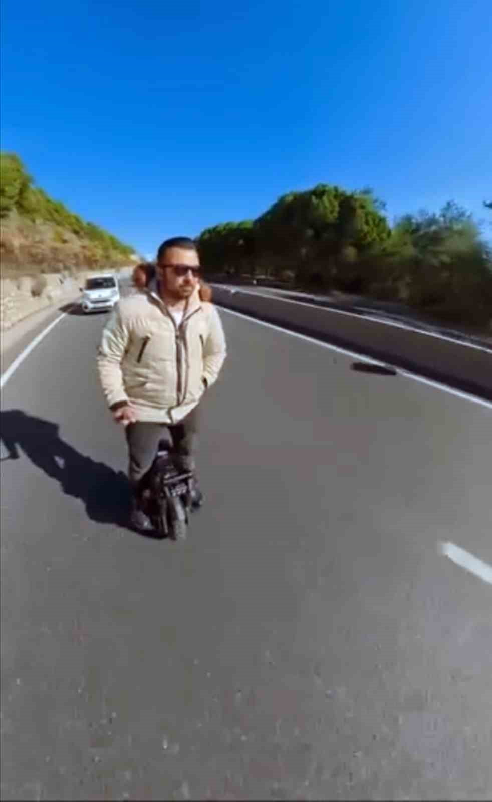 MUĞLA'NIN KESKİN VİRAJLARI VE DİK YOKUŞLARI BİLİNEN 9 KİLOMETRELİK SAKAR RAMPASINDA TEK TEKERLEKLİ...