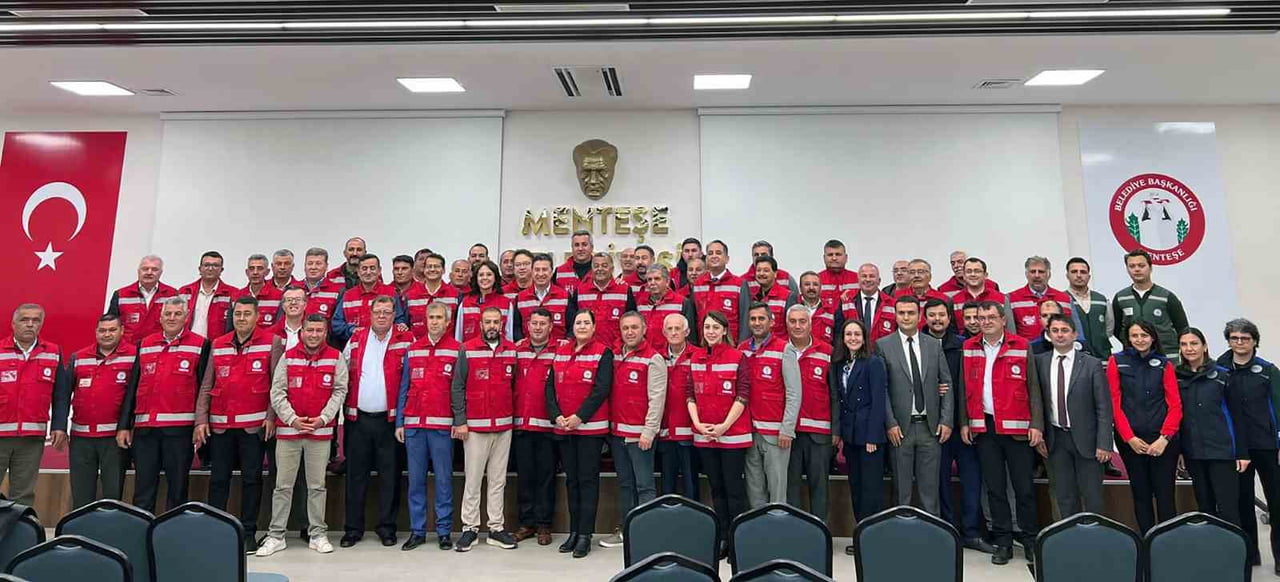 MUĞLA BÜYÜKŞEHİR BELEDİYESİ TARAFINDAN MUHTARLARIN KİŞİSEL VE MESLEKİ GELİŞİMLERİNE KATKI SAĞLAMAK...