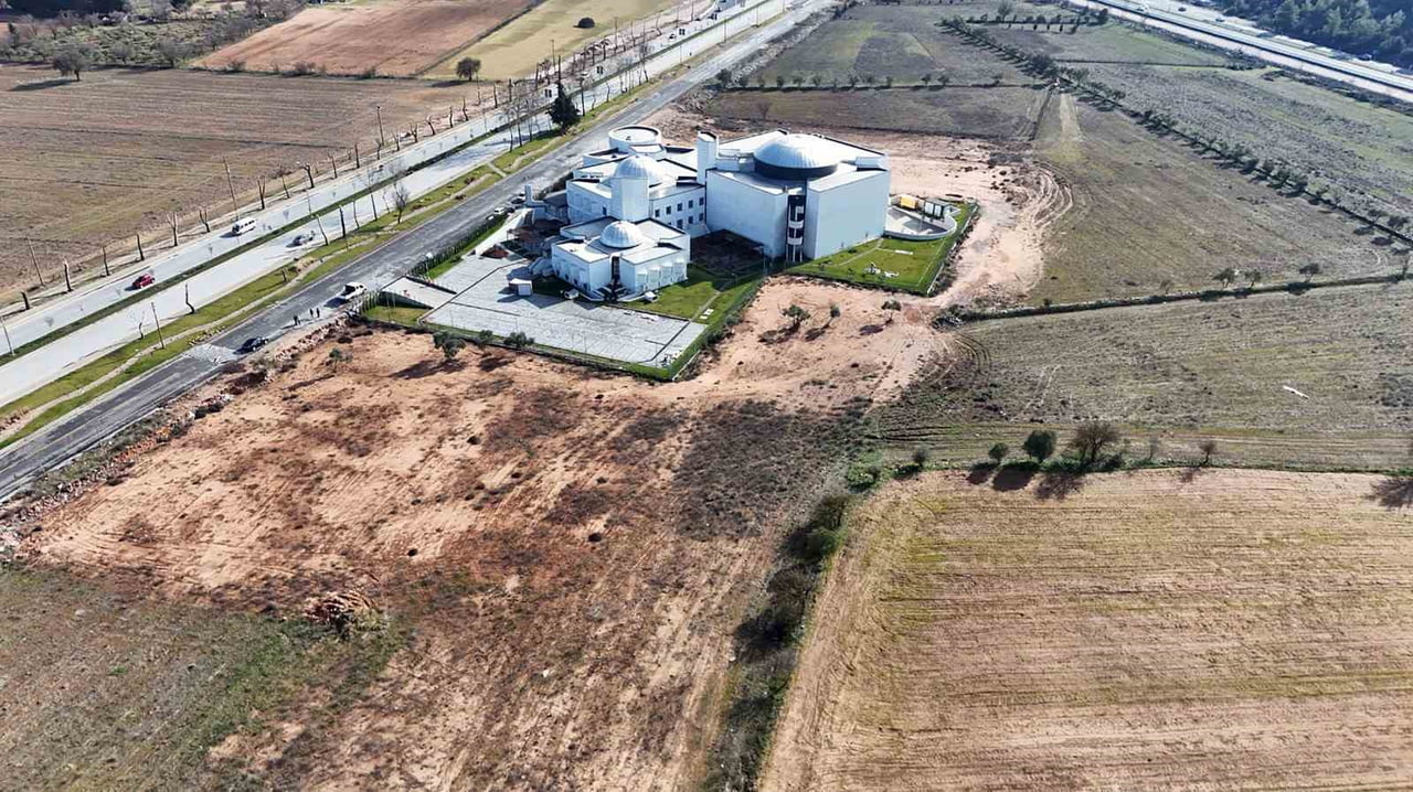 MUĞLA BÜYÜKŞEHİR BELEDİYESİ YEŞİL ALANLARI ARTIRIYOR