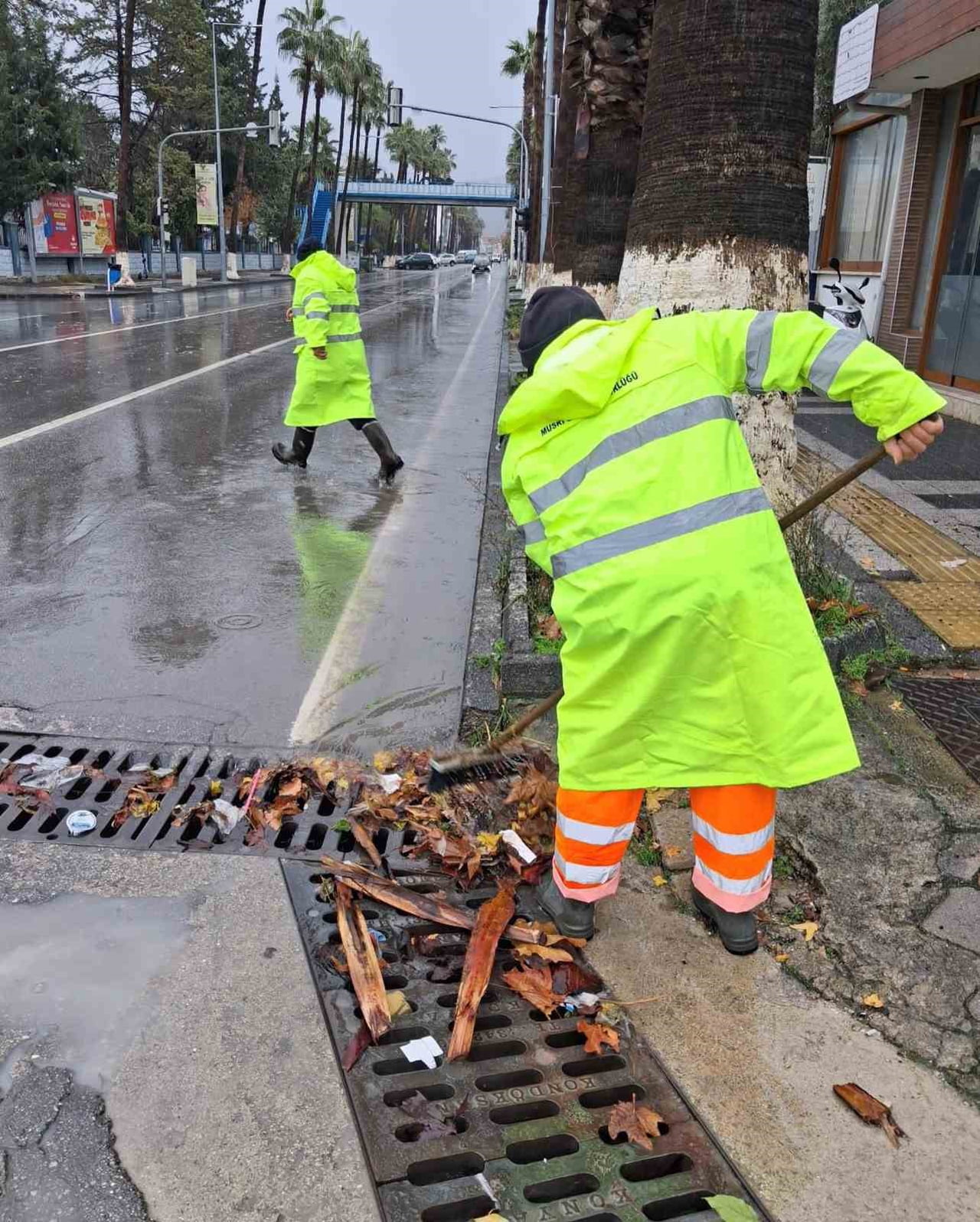 MUĞLA GENELİNDE DEVAM EDEN SAĞANAK YAĞIŞ NEDENİYLE MUHTEMEL SU BASKINI, TAŞKIN VE MAZGALLARIN...