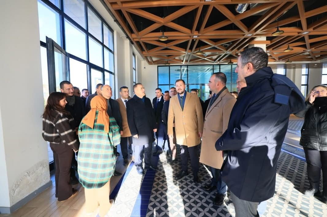 MUĞLA VALİSİ DR. İDRİS AKBIYIK, YATAĞAN MİLLET BAHÇESİ’NDE DEVAM EDEN TADİLAT VE BAKIM-ONARIM...