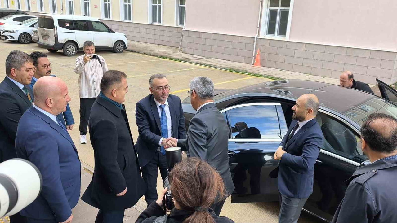 MUĞLA, YAPAY ZEKA VE BİLİŞİM KIŞ KAMPI’NA EV SAHİPLİĞİ YAPIYOR