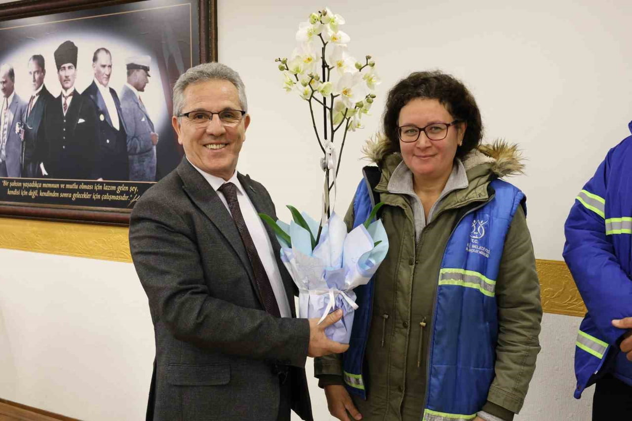 NAZİLLİ BELEDİYESİ PERSONELLERİ ÇALIŞMA ŞARTLARINI BEĞENDİ