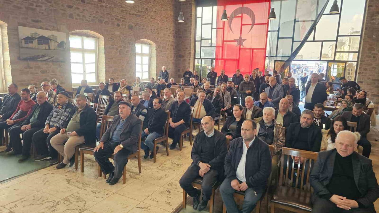 NAZİLLİ KAHVECİLER ODASI'NDA ŞENKAL GÜVEN TAZELEDİ