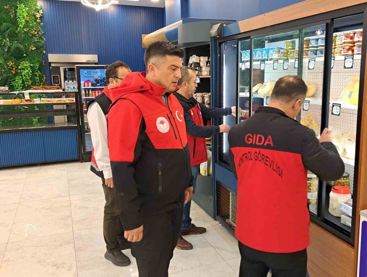 NİĞDE İL TARIM VE ORMAN MÜDÜRLÜĞÜ, SAHTE, KAÇAK VE İZİNSİZ ALKOL SATIŞINA BAĞLI OLASI ALKOL...