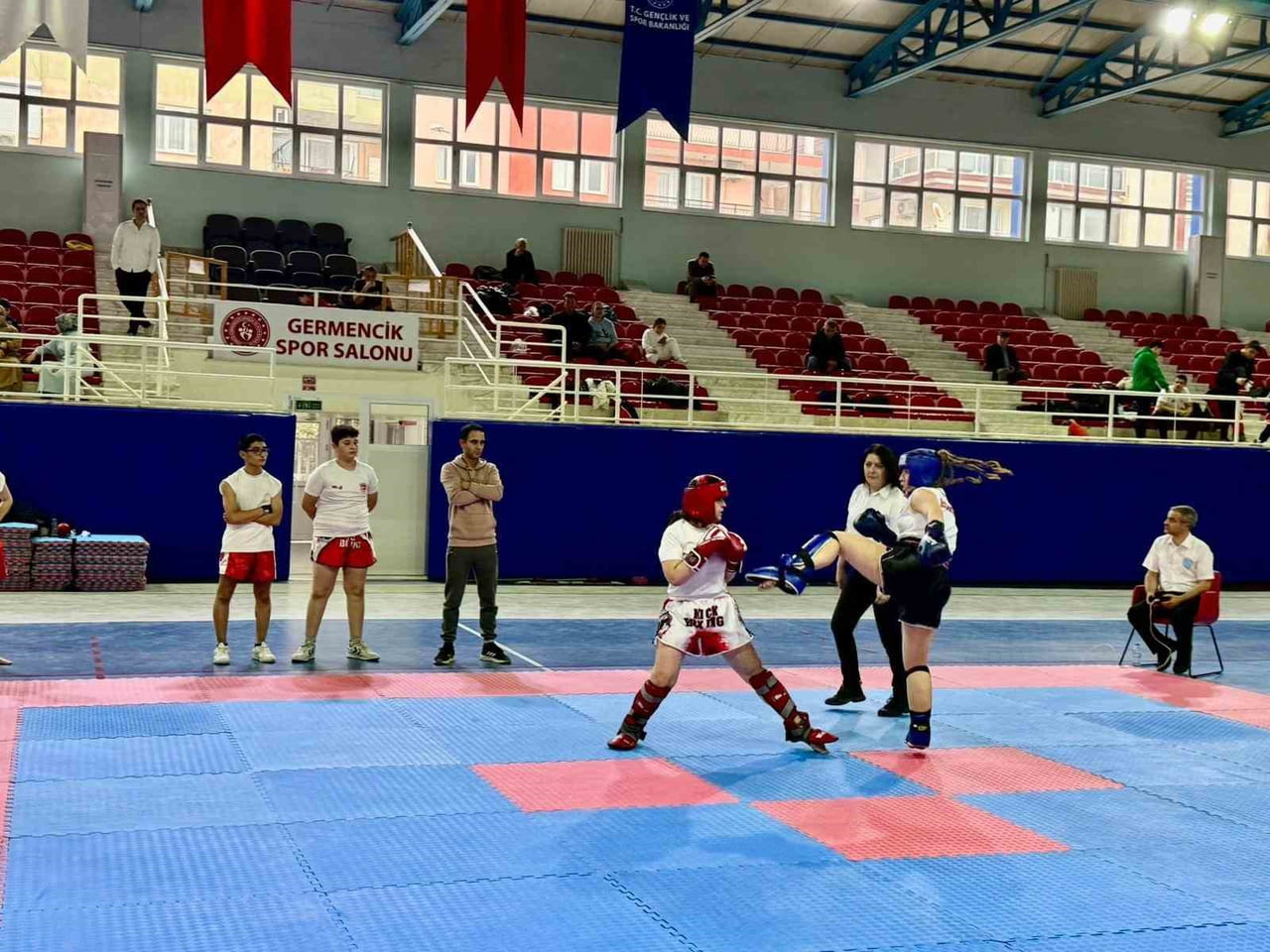 OKUL SPORLARI KİCK-BOKS MÜSABAKALARI GERMENCİK’TE GERÇEKLEŞTİRİLDİ