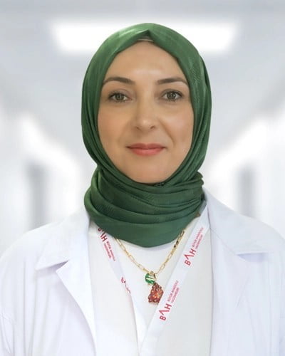 OPR. DR. ESRA NUR ÖZGÜR