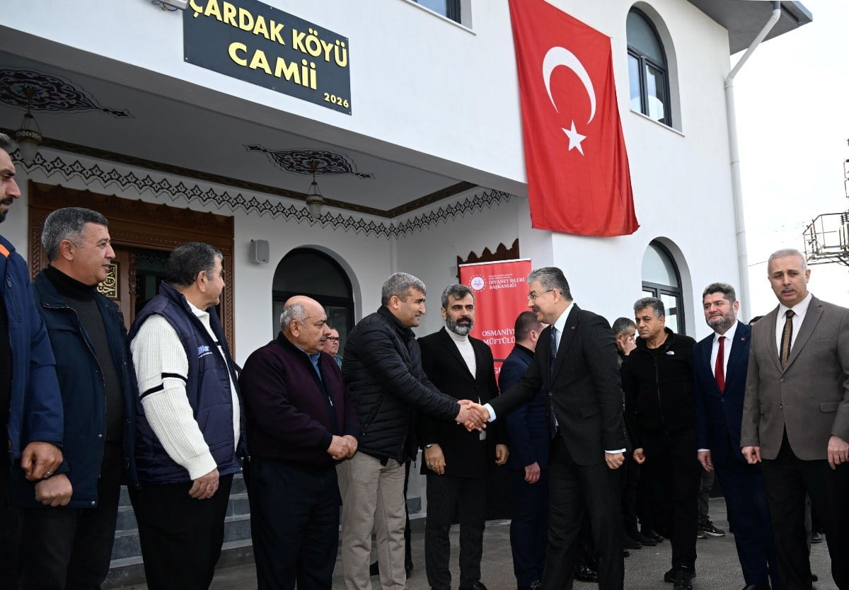 OSMANİYE’DE DEPREMDE YIKILAN ÇARDAK KÖYÜ CAMİİ YENİDEN İBADETE AÇILDI