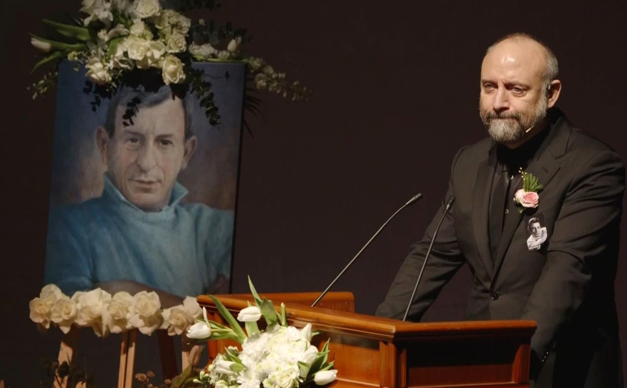 OYUNCU HALİT ERGENÇ BİR KONUŞMA YAPTI