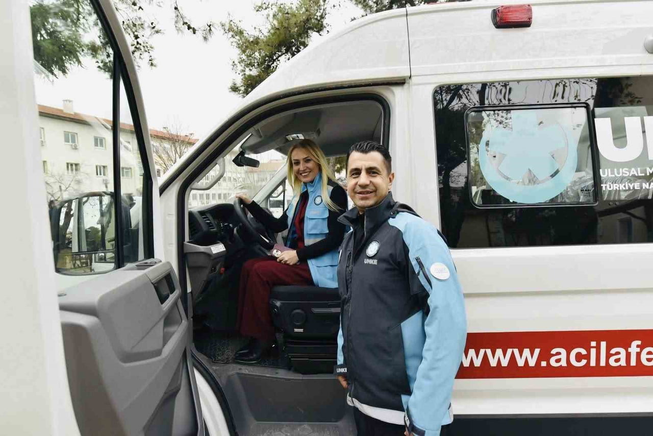 SAĞLIK BAKANLIĞI TARAFINDAN MUĞLA’YA TAHSİS EDİLEN UMKE LOJİSTİK ARACI, AFET VE ACİL DURUMLARDA...