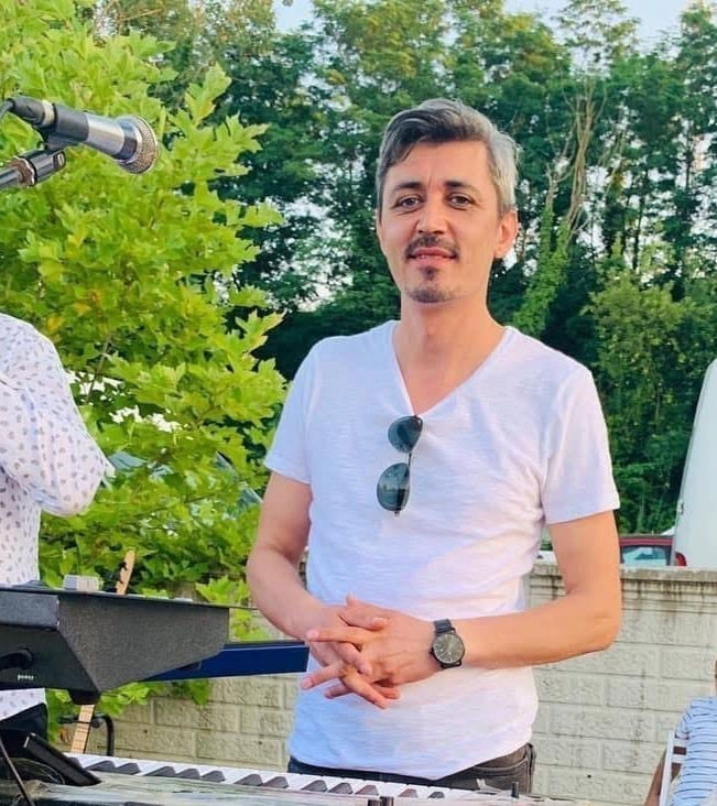 SAKARYA'NIN KAYNARCA İLÇESİNDE 12 YILLIK EŞİ SİMGE KODALAK'I (31) ÖLDÜREN MÜZİSYEN KOCANIN...