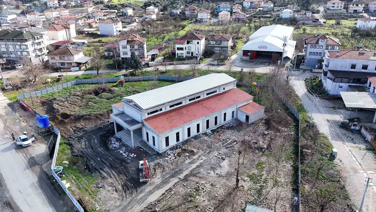 SAKARYA BÜYÜKŞEHİR BELEDİYESİ’NİN PAMUKOVA İLÇESİNDE İNŞA ETTİĞİ VE BÖLGEDE YAŞAYAN BİNLERCE...