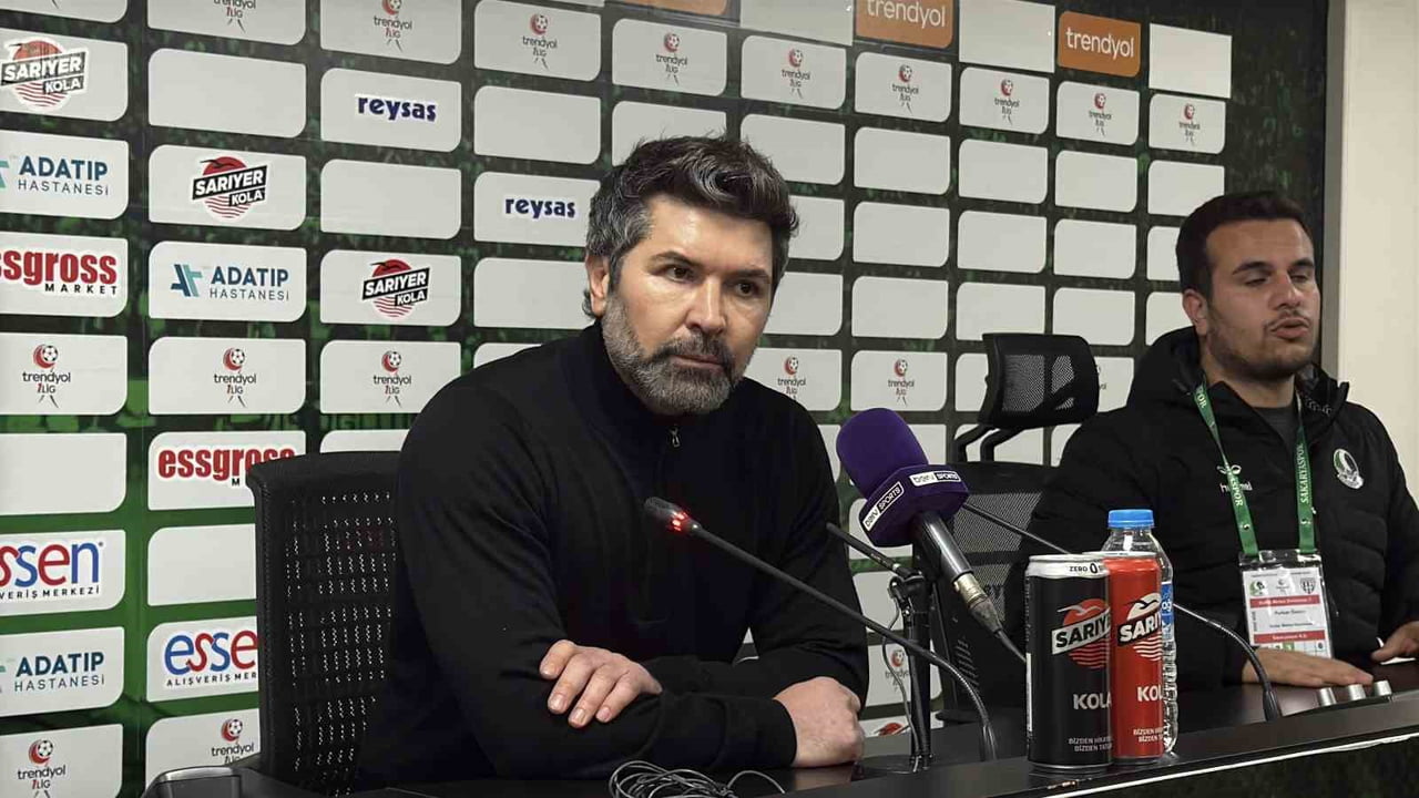 SAKARYASPOR TEKNİK DİREKTÖRÜ HAKAN KUTLU