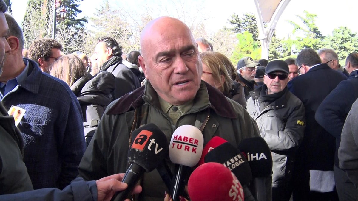 SALDIRIDAN SAĞ OLARAK KURTULAN İŞ ADAMI TARIK HOTAMIŞLIGİL, ÖLEN ARKADAŞLARI İÇİN ŞAKİRİN...