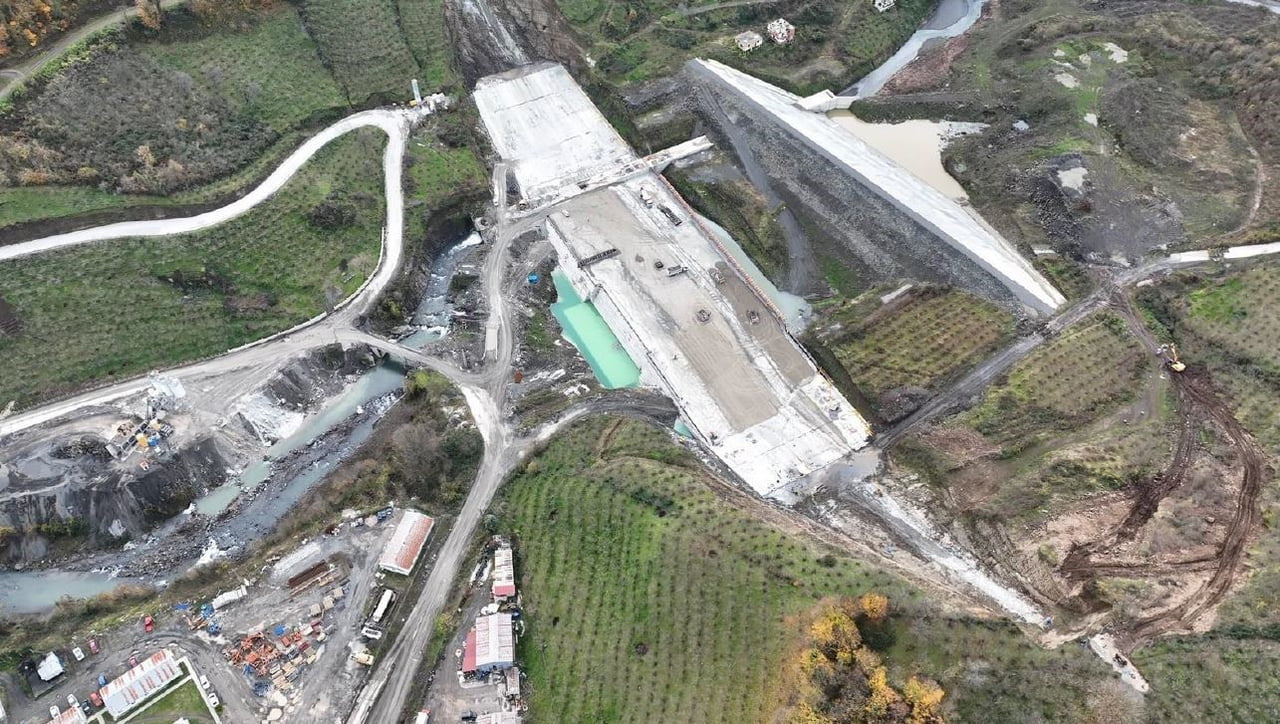 SAMSUN’DA TAŞKIN RİSKİNİ AZALTACAK, TARIMSAL SULAMA İLE İÇME SUYU İHTİYACINI KARŞILAYACAK...