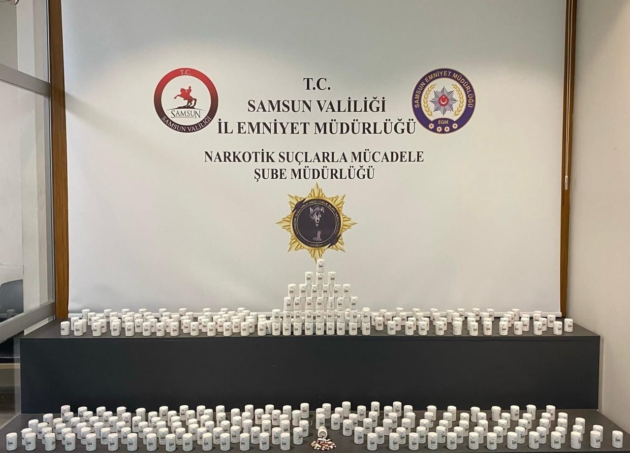 SAMSUN’UN İLKADIM İLÇESİNDE DÜZENLENEN UYUŞTURUCU OPERASYONUNDA PİYASAYA SÜRÜLMEK ÜZERE...