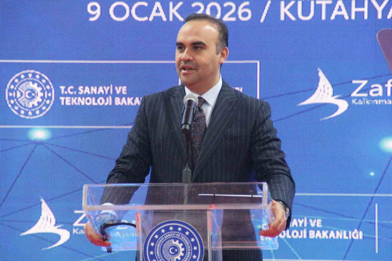 SANAYİ VE TEKNOLOJİ BAKANI MEHMET FATİH KACIR