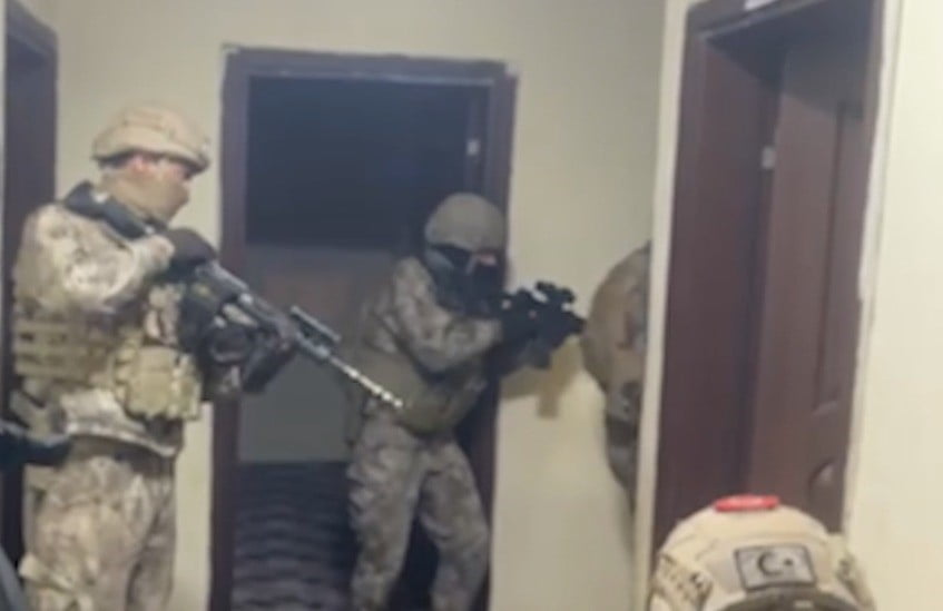 ŞANLIURFA’DA OPERASYON: 7 TUTUKLAMA