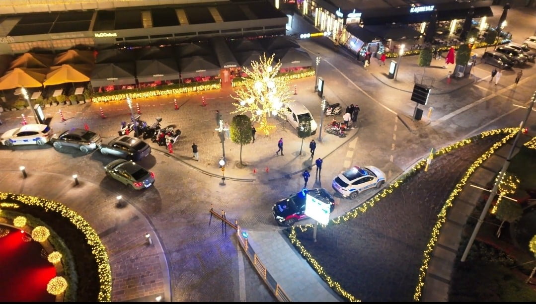 SARIYER EMNİYET EKİPLERİNDEN YILBAŞI DENETİMİ: ARANMASI BULUNAN 6 KİŞİ YAKALANDI