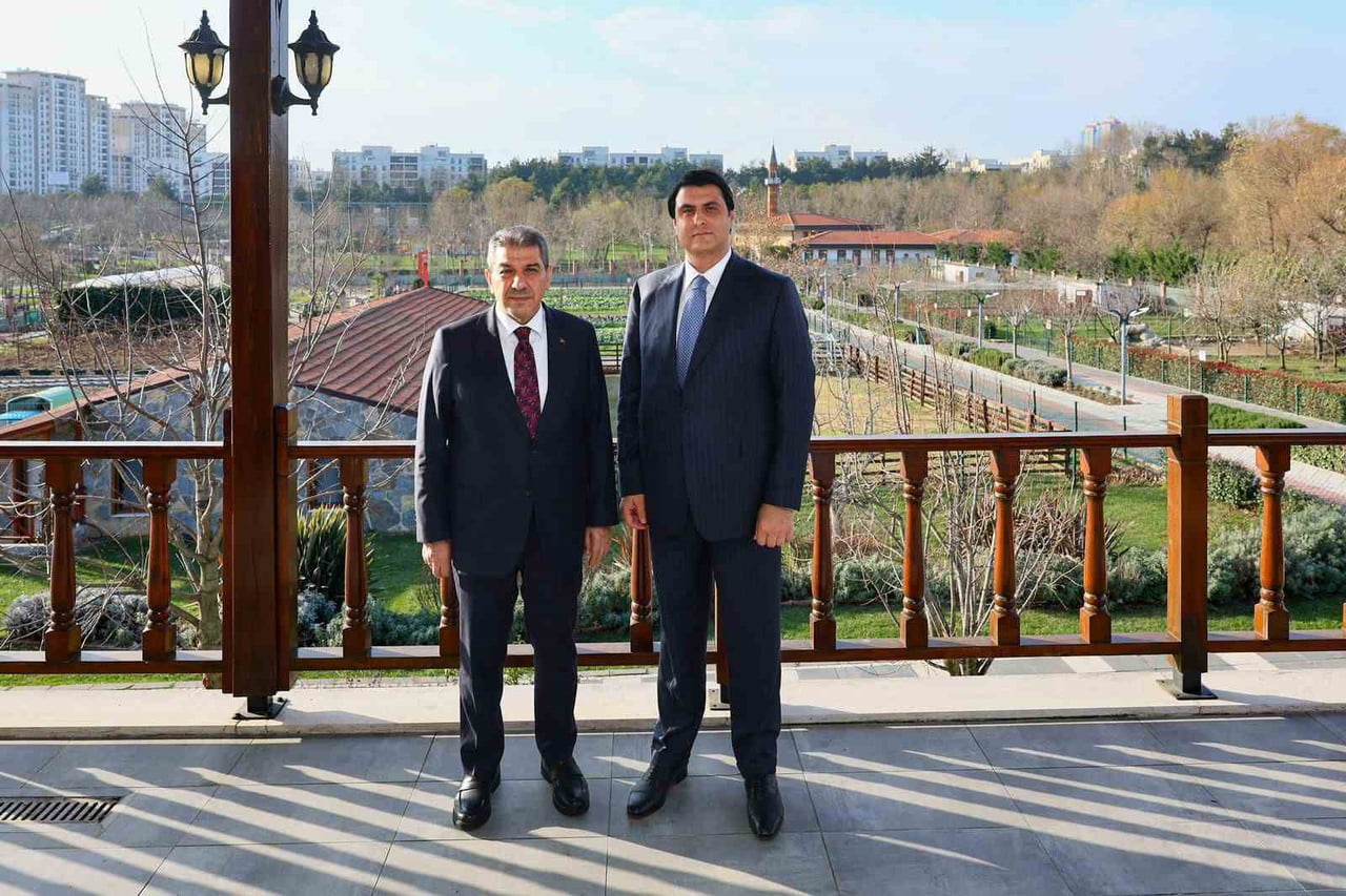 ŞEHİTKAMİL BELEDİYE BAŞKANI UMUT YILMAZ, İSTANBUL’DA GERÇEKLEŞTİRDİĞİ ZİYARETLER KAPSAMINDA ÖNEMLİ...