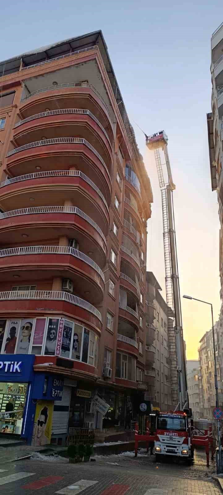 SİİRT BELEDİYESİ İTFAİYE MÜDÜRLÜĞÜ, 40 METRE YÜKSEKLİĞE KADAR ULAŞABİLEN HİDROLİK MERDİVEN HİZMETE...