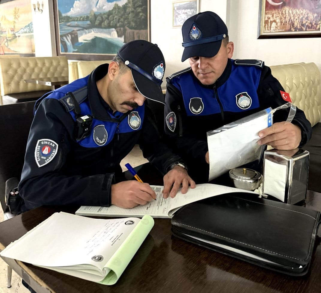 SİNCAN BELEDİYESİ ZABITA MÜDÜRLÜĞÜ İLE İLÇE TARIM MÜDÜRLÜĞÜ EKİPLERİ, YENİ YILDA DA DENETİMLERİNE...