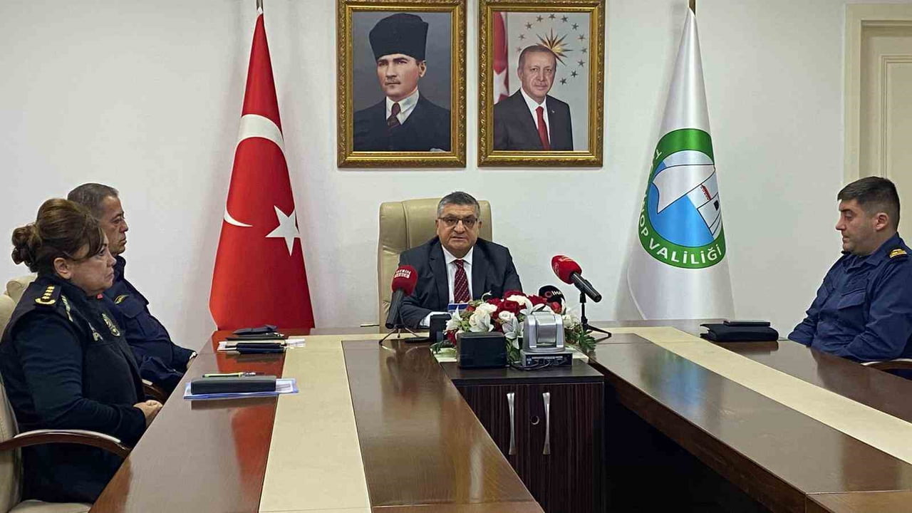 SİNOP’TA "İL GÜVENLİK VE ASAYİŞ BİLGİLENDİRME TOPLANTISI", VALİ DR. MUSTAFA ÖZARSLAN BAŞKANLIĞINDA...