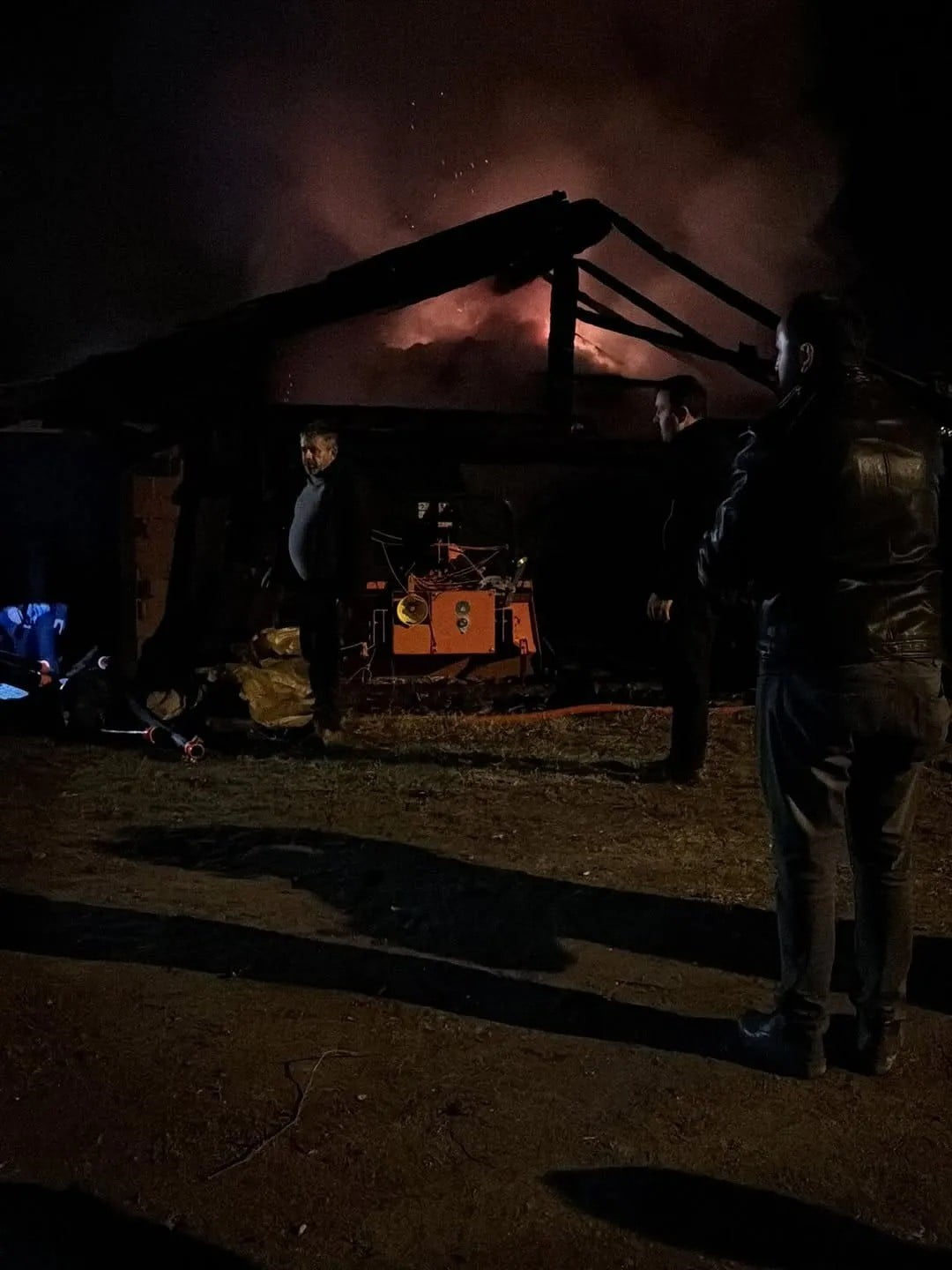 SİNOP’UN BOYABAT İLÇESİNDE ÇIKAN SAMANLIK YANGINI İTFAİYE EKİPLERİNCE KONTROL ALTINA...