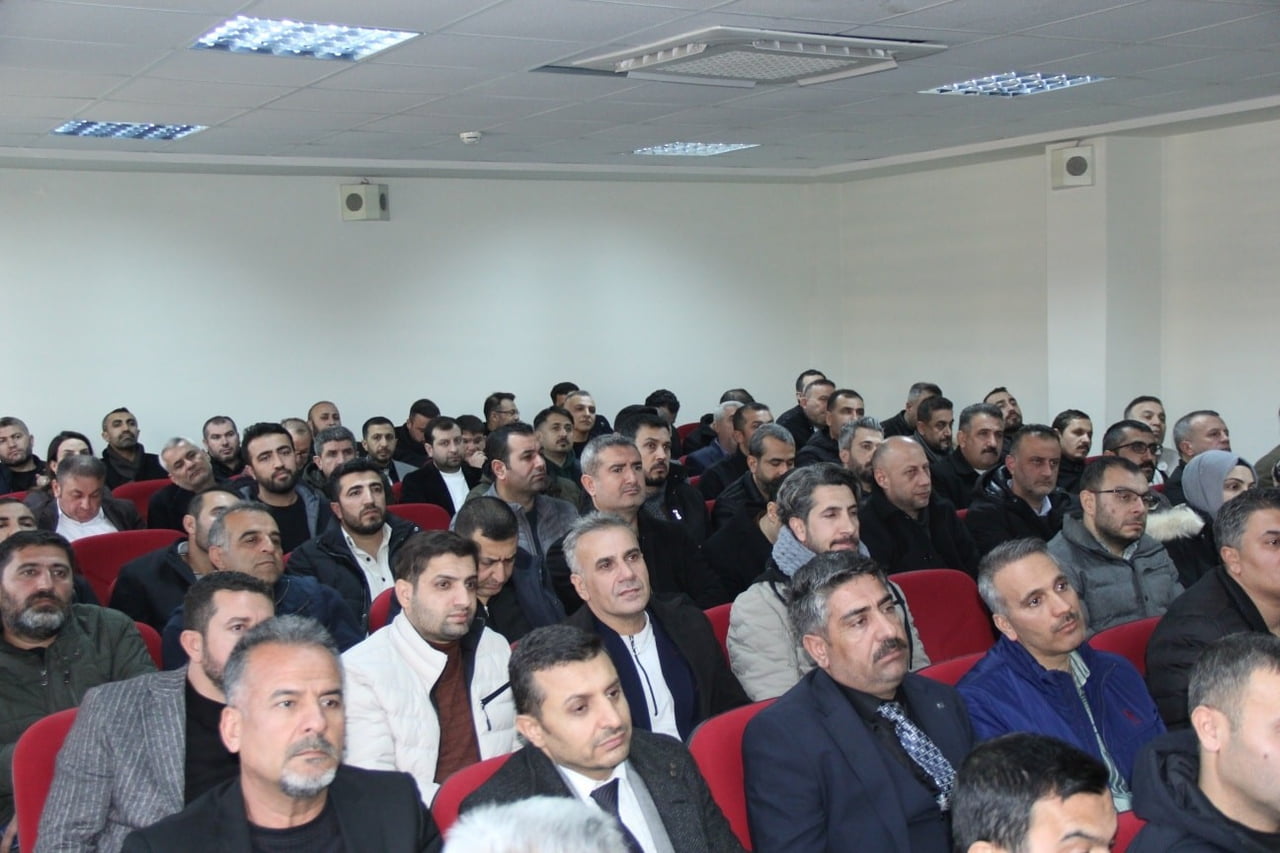 ŞIRNAK'IN CİZRE İLÇE MİLLİ EĞİTİM MÜDÜRLÜĞÜ TÜM OKUL MÜDÜRLERİNİN KATILIMIYLA 2025-2026 EĞİTİM...