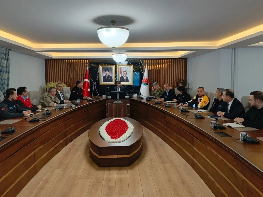 ŞIRNAK’TA VALİ YARDIMCISI HASAN HÜSEYİN ALPARSLAN BAŞKANLIĞINDA, AFET VE ACİL DURUM (AFAD) ŞIRNAK...