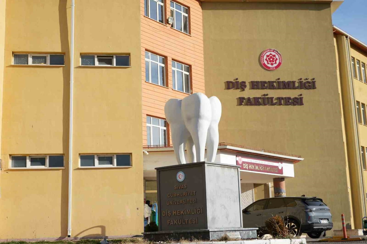 SİVAS CUMHURİYET ÜNİVERSİTESİ DİŞ HEKİMLİĞİ FAKÜLTESİ, MEZUNİYET ÖNCESİ DİŞ HEKİMLİĞİ EĞİTİMİ...